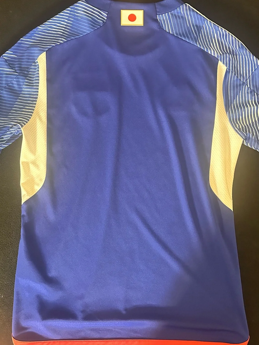 adidas Men’s Blue Japan Football Shirt with Red Trim - Picture 4 of 4